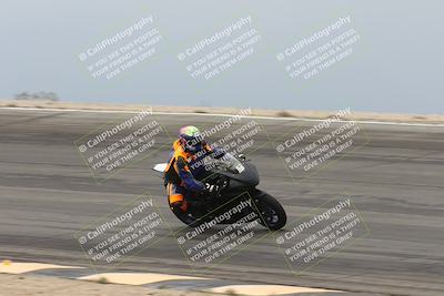 media/Nov-15-2025-Race Pace (Sat) [[8de605a2d8]]/Non Verified Riders (1st 20 Minutes)/Bowl (1015am)/